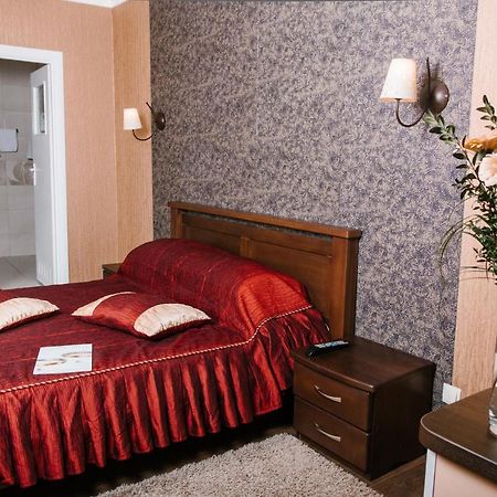 Hotel Dikanka Kulikov Luaran gambar