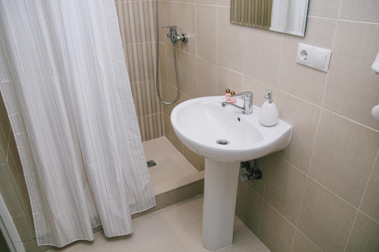 Hotel Dikanka Kulikov Luaran gambar